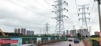 英주유소, 휘발유 없어 문닫아… 美항구 화물적체 “컨테이너겟돈”