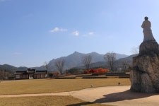 “님이여, 달빛 밟고 무사히 오소서” 정읍사 여인과 걷는 그 오솔길[전승훈 기자의 아트로드]