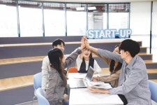 입학부터 졸업 후까지 단계별 지원 벤처 스튜디오 마련해 창업가 육성