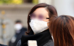 정경심 뇌진탕 입원… 재판뒤 구치소서 쓰러져