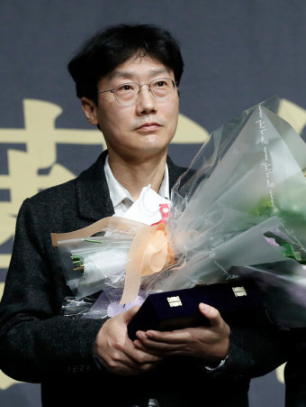 ‘오징어게임’ 시즌3도 제작 추진…황동혁 감독 “논의 중”
