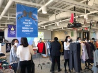 “새 옷 대신 추억 담긴 옷”…중고의류 교환 파티 여는 ‘다시입다 연구소’ [강은지의 반짝반짝 우리별]