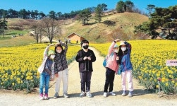 “맑은 공기 마시며 뛰놀 수 있어서 행복해요”