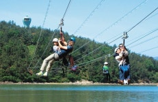 짚트랙 타고 바다 위를 시원하게 날아봐∼