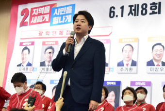 “이재명 표정 봐라” 조롱?…이준석 “아무 말이나 만들어”