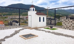 “그의 업적을 기억하며” 경주에 ‘故인터넷 익스플로러’ 묘비 등장