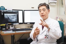 [명의가 추천한 명의]“갑상샘 호르몬약은 빈속에 먹어야 흡수… 30분 후 식사를”