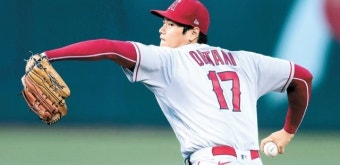 오타니, 104년 만의 ‘10승-10홈런’… 기록 쏟아냈다