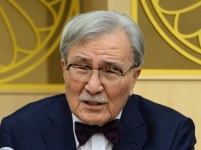 보수원로 김동길 교수 별세… “시신 기증” 유언 남겨