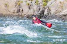 영월에서 한반도 상공을 날다 [전승훈의 아트로드]