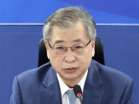 검찰, ‘서해 피살 은폐’ 서훈 전 靑안보실장 소환