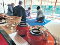 330년 간장공장서 요리, 170년 술도가서 소주… 日 ‘미식 관광’ 붐[글로벌 포커스]