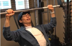 ‘중꺾마’ 독한 금연… 흔들림 없는 ‘국민MC’[김종석의 굿샷 라이프]