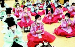 “전통문화 체험교실서 다도예절 배워요”