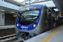 휠체어 탄 70대, 부산 동해선 교대역 계단서 굴러 숨져