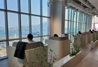 워케이션 '뷰맛집', 부산 워케이션 거점센터에서 일해보니...