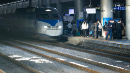 천안아산역 인근서 사망 사고…열차 연쇄 지연