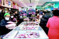 온·오프라인 유통업계와 손잡고 ‘반값 한우’ 행사