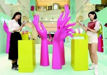 신세계 강남점에 ‘로저 비비에 팝업’