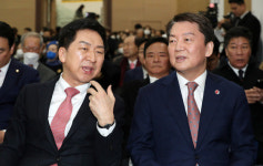 김기현 “지지율 빠르게 상승” vs 안철수 “金, 공갈연대”