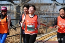 시각장애인, 피아니스트, 국회의원…3개인생 김예지 “이번엔 동아마라톤”[양종구의 100세 시대 건강법]