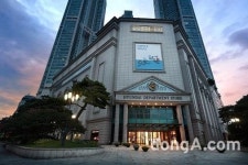 ‘현대백화점의 파격실험’… 목동점 별관 전체 ‘MZ 특화매장’ 변경