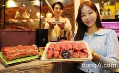 신세계백화점 ‘한우 브랜드’ 내놨다… “중간 유통 줄여… 맛으로 승부”