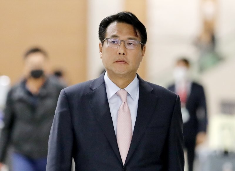 정쟁 회피와 안보 우선, 김태효 차장 파면 요구 논란
