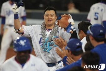 ‘국민타자’ 앞에서 역전 만루포 오재일, 박진만 감독은 함박웃음