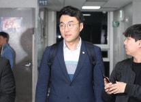 김남국, 작년초 위믹스 130만개 86억 보유 의혹… 金 소유 추정 ‘코인 지갑’ 주소-거래내역 공개돼
