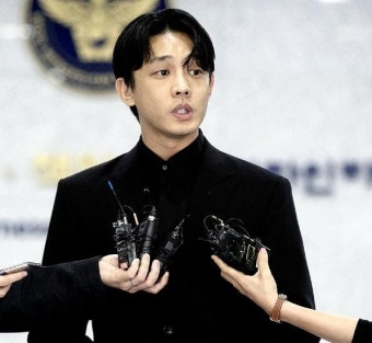 배우 유아인, 마약 투약 혐의로 1년 징역 선고 받아 법정 구속