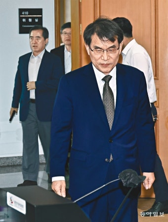 [단독]선관위, ‘자녀 특채 의혹’ 사무총장-차장 공수처 수사의뢰 검토