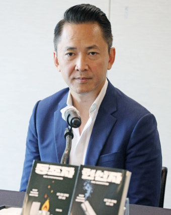 “내 소설 ‘동조자’엔 박찬욱이 좋아하는 주제 가득”