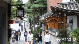 종로구에 한옥형 스마트 보안등 설치