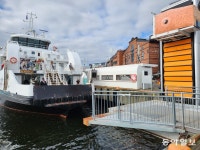 전기차 이어 ‘전기배’ 시대… 선착장 도착한 여객선 10분이면 충전