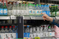 소주 값 오른다… 참이슬, 식당서 6000~7000원 될듯