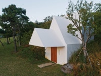 3만 년 세월 모과나무 정원에 사색을 담은 남자[김선미의 시크릿가든]