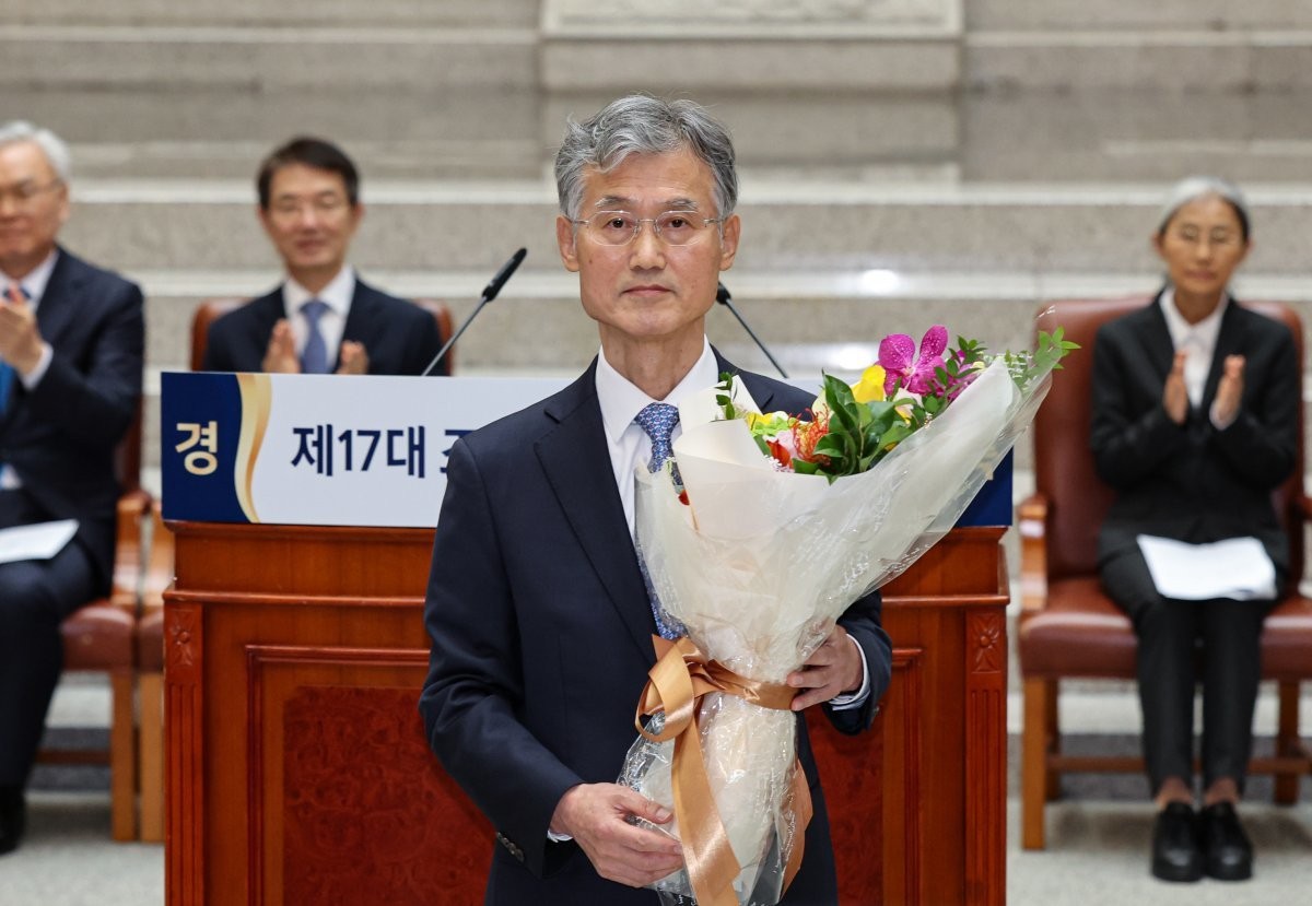 조희대 대법원장, 제21대 대통령선거 투표 마치고 투표권 소중히 행사하길 강조