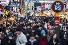명동-홍대-강남역 등 29만 성탄 인파
