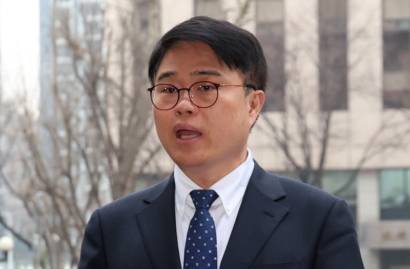 한국 의사협회 회장 임현택, 막말과 논란에 탄핵 결정 후 중도하차
