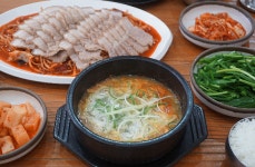 밀양돼지국밥 알리기 나선 밀양시… “80년 전통의 밀양의 맛 더 널리 알릴 것”