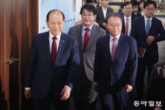 “재창당 수준 혁신”… 비대위원장 취임한 황우여[청계천 옆 사진관]