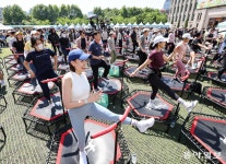 도심 속 건강 축제 ‘2024 서울헬스쇼’ 개막[청계천 옆 사진관]