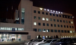 수원 교차로서 차량 역주행으로 7중 추돌…운전자 “급발진” 주장