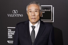 황석영 ‘철도원 삼대’ 부커상 수상 불발…수상작은 ‘카이로스’