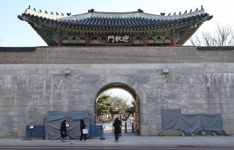 [단독]경복궁 낙서 배후 ‘이팀장’, 경찰 조사중 도주