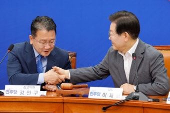 野최고위서 “민주당의 아버지는 이재명” “집안의 큰 어른”