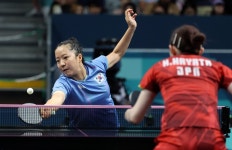 ‘삐약이’ 신유빈, 女단식 메달 좌절…日하야타에게 2-4 패배