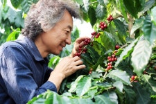 국내산 원두에 체험관광 연계, 年 4만명 ‘순례’ 귀농카페의 기적