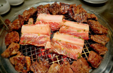 반복되는 일상 벗어나 다채로운 경험 제공하는 레스토랑이 뜬다